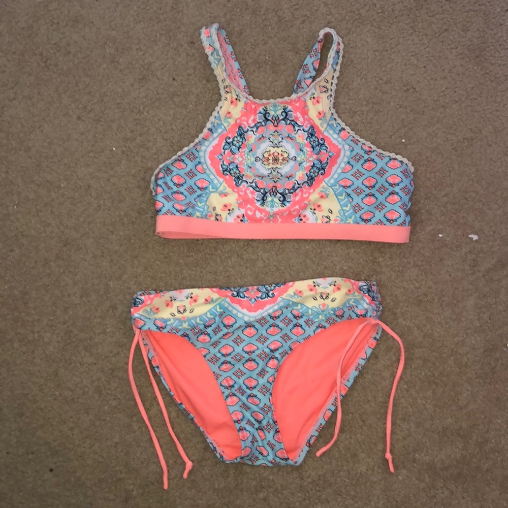 Bikini top and bottoms